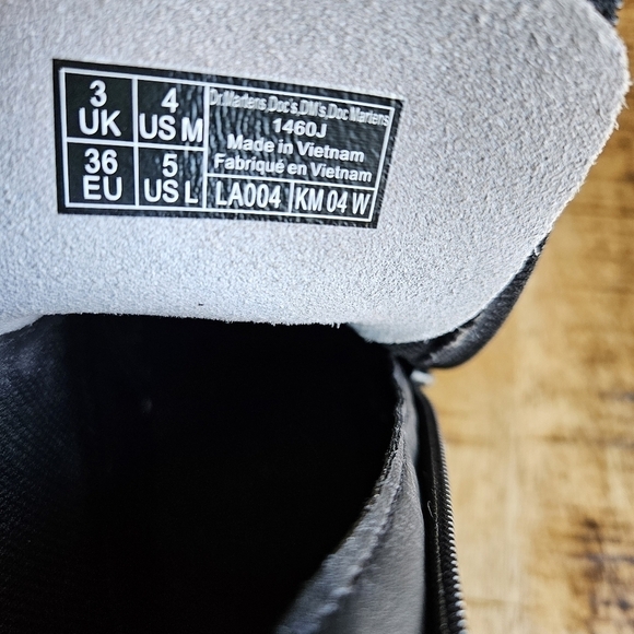 DR. MARTEN'S 1460 LEATHER LACE UP BOOTS Size US 5L White - Picture 10 of 11